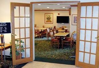 Fairfield & By Marriott East Galleria Hotel Memphis